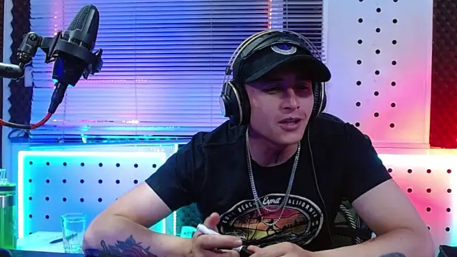 Darko0717 online show from March 29, 2:46 am