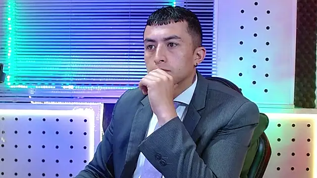 Darko0717 online show from March 3, 11:28 am