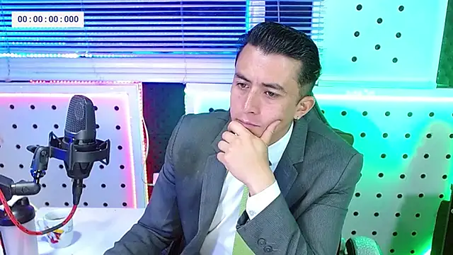 Darko0717 online show from January 16, 2:10 pm