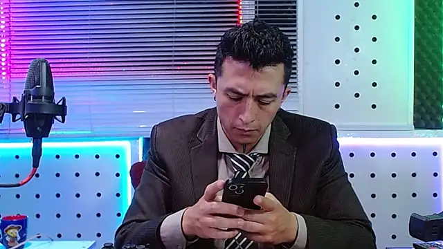 Darko0717 online show from April 26, 12:02 pm