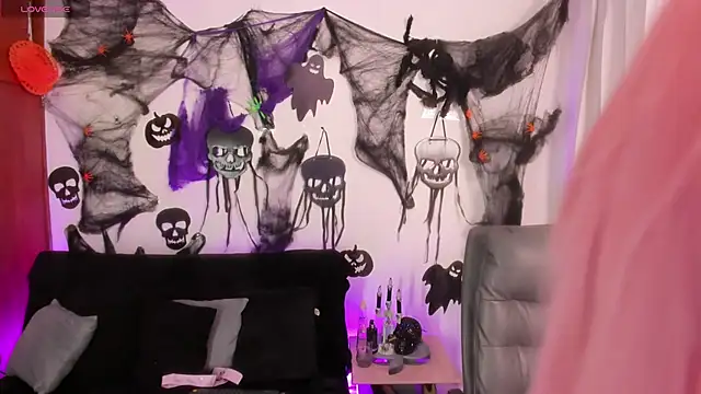 Cata green online show from October 14, 8:09 pm
