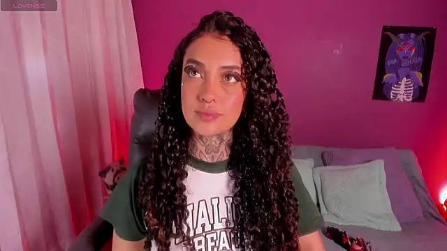 Cata green online show from April 2, 7:09 pm