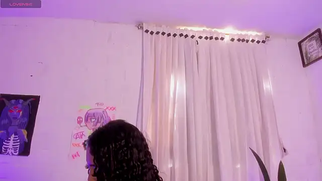 Snapshot of Cata_green chatting on February 28, 4:39 pm Cata green online show from February 28, 4:39 pm