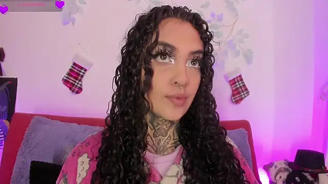 Cata green online show from December 1, 7:59 pm