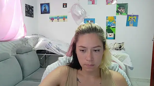 MommyMiaWs online show from April 27, 7:56 pm