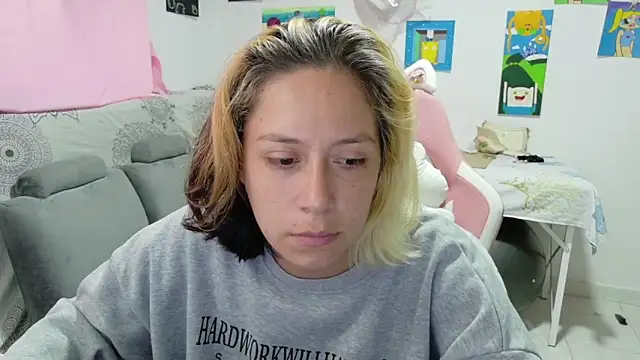 MommyMiaWs online show from May 2, 6:13 pm