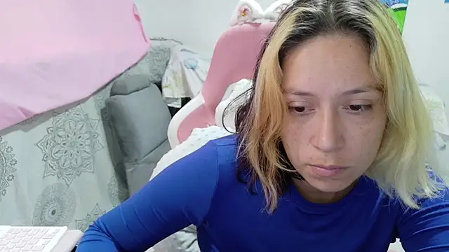 MommyMiaWs online show from May 17, 12:27 pm