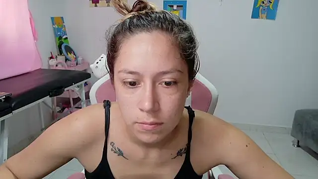 MommyMiaWs online show from January 9, 5:20 pm