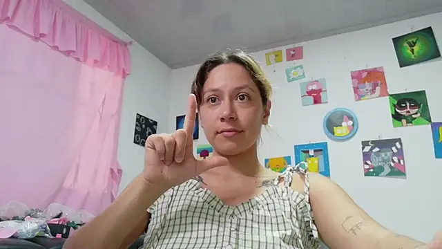 MommyMiaWs online show from December 2, 7:04 pm