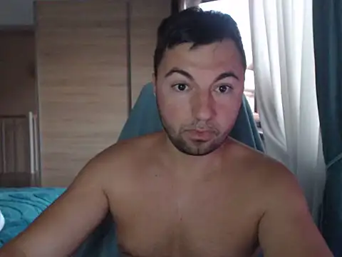 Snapshot of HankMalone chatting on August 7, 3:23 am HankMalone online show from August 7, 3:23 am