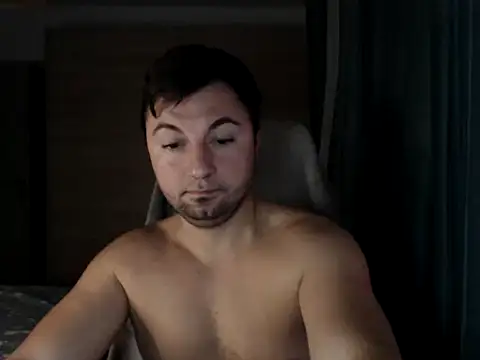 HankMalone online show from November 2, 1:32 am