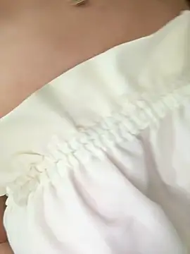 Serena-AU online show from May 8, 1:59 pm