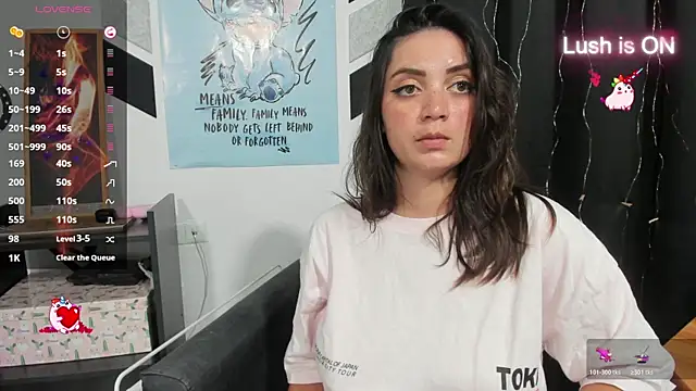 alexysgray online show from May 25, 7:34 pm
