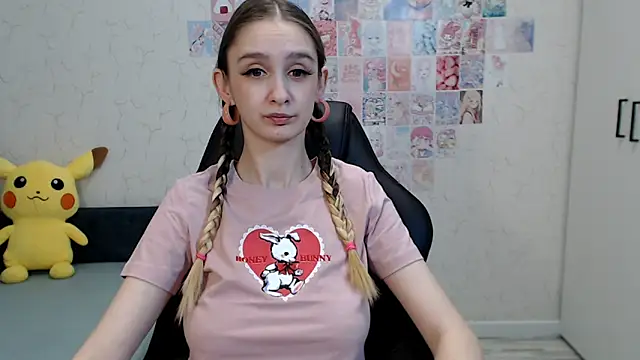 Jackie Morgan online show from March 16, 12:23 am