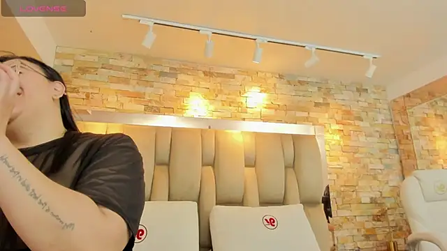 anette cooper online show from September 15, 3:18 am