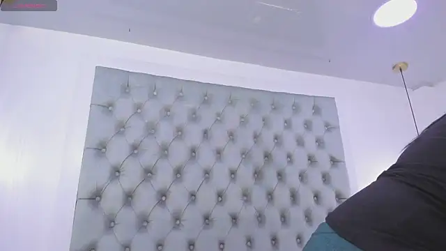 anette cooper online show from September 19, 4:05 am