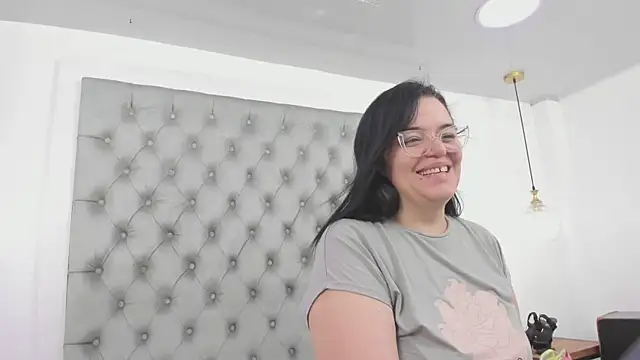 anette cooper online show from January 19, 3:32 am