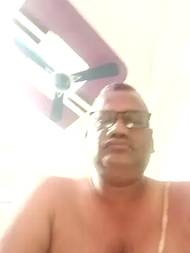 StarPacifist6 online show from December 28, 1:18 am