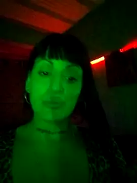 Snapshot of estefyzapata chatting on March 11, 12:48 am estefyzapata online show from March 11, 12:48 am