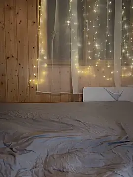 Snapshot of Leanymphoo chatting on February 12, 10:09 pm Leanymphoo online show from February 12, 10:09 pm