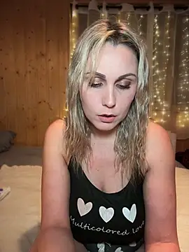 Snapshot of Leanymphoo chatting on February 20, 4:31 pm Leanymphoo online show from February 20, 4:31 pm