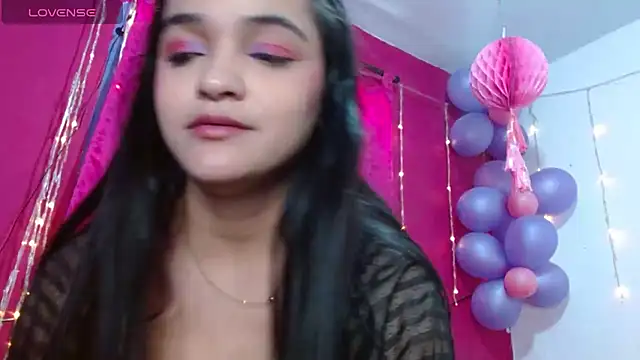Snapshot of monica_little23 chatting on March 2, 5:41 pm monica little23 online show from March 2, 5:41 pm
