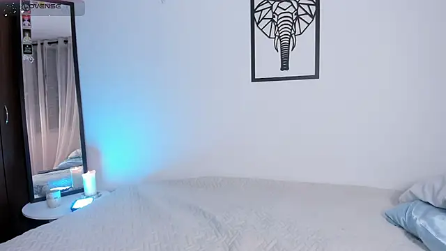 emilybae  online show from November 11, 1:22 am