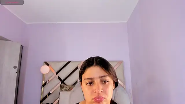 Snapshot of kylie_reyes chatting on July 9, 7:35 pm kylie reyes online show from July 9, 7:35 pm