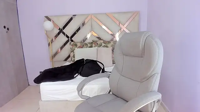 kylie reyes online show from February 23, 7:25 pm