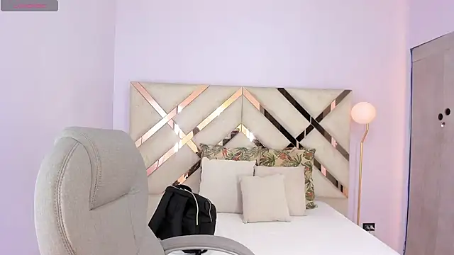 kylie reyes online show from December 3, 7:13 pm