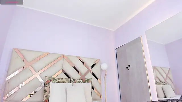 kylie reyes online show from December 5, 7:45 pm