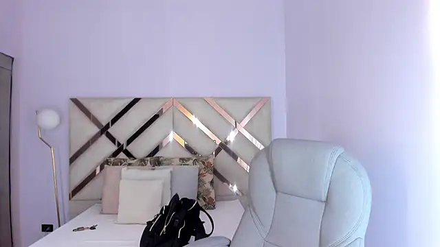 Snapshot of kylie_reyes chatting on June 11, 7:11 pm kylie reyes online show from June 11, 7:11 pm