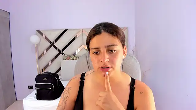 kylie reyes online show from March 3, 7:32 pm