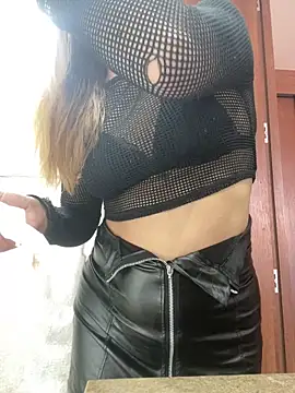 Snapshot of pamelao chatting on May 6, 1:59 pm pamelao online show from May 6, 1:59 pm