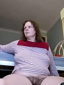 xxSexyBushLinnxx online show from February 28, 9:12 pm