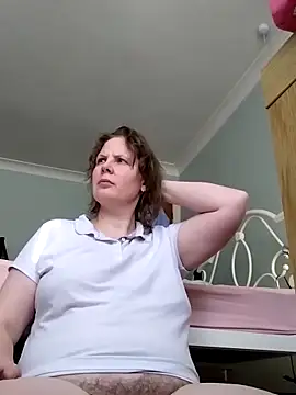 xxSexyBushLinnxx online show from January 27, 12:16 pm