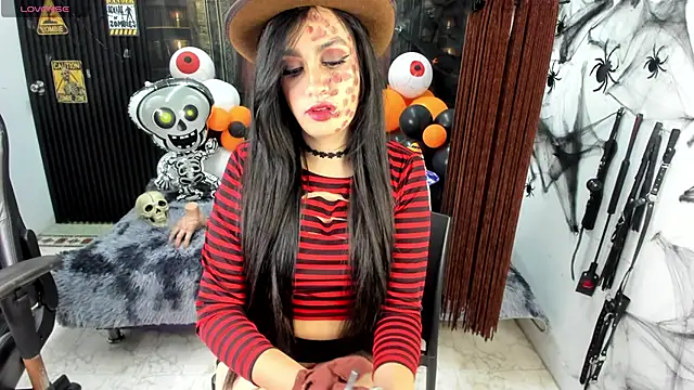 criss 21  online show from October 29, 8:30 pm