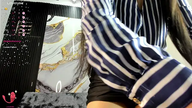 criss 21  online show from March 20, 6:53 pm