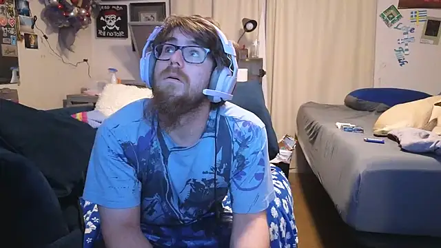 Snapshot of LovelyGreekDick6 chatting on October 30, 1:37 am LovelyGreekDick6 online show from October 30, 1:37 am