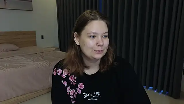 DjennaPalme online show from March 14, 11:00 pm