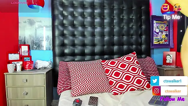 Snapshot of cinthya_walker1 chatting on July 15, 2:46 pm cinthya walker1 online show from July 15, 2:46 pm