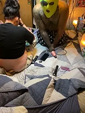 Snapshot of Codybabyy456 chatting on December 16, 3:38 pm Codybabyy456 online show from December 16, 3:38 pm