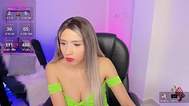 emilly smith 1 online show from October 21, 3:39 am