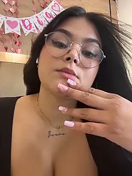 im mou  online show from February 12, 12:49 pm