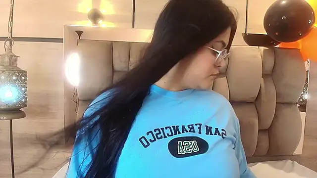 im mou  online show from November 6, 12:20 pm