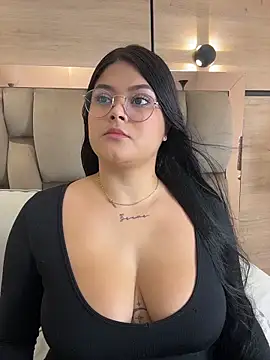 im mou  online show from February 23, 1:01 pm