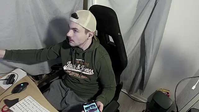 FunBoyPassiv online show from March 17, 7:39 pm