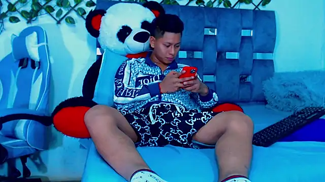 Hakim prettynigg online show from April 5, 12:50 am