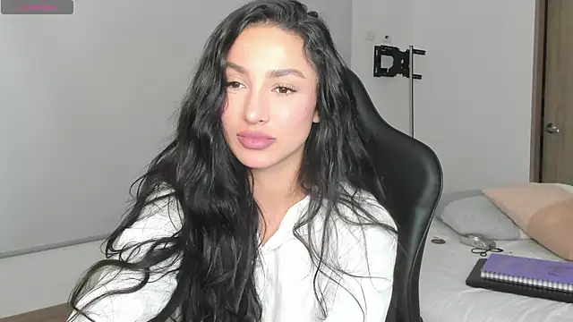 Snapshot of EvaMoet chatting on February 27, 8:02 am EvaMoet online show from February 27, 8:02 am