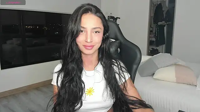 Snapshot of EvaMoet chatting on March 7, 5:08 am EvaMoet online show from March 7, 5:08 am
